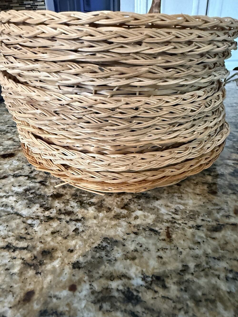 16 Vintage Wicker Rattan Paper Plate Holders Picnic BBQ Camping Retro 9.5”